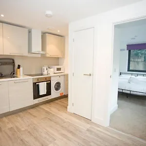 8 Compass Point Apartment